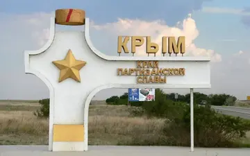 Черги на Керченському мосту зросли вдвічі, а російські посадовці вивозять родини з Криму — нардепка 