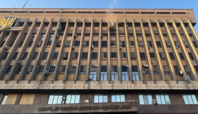 Россияне дважды атаковали Запорожскую ОГА 29 июня: подробности