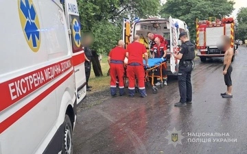 На Волині внаслідок влучання блискавки постраждало семеро людей