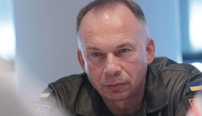 «У каждого свои задачи»: Сирский ответил на слухи о споре с Федоровым
