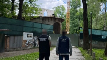 В Хмельницком в парке Чекмана обнаружили незаконное строительство: ДБР наложило арест