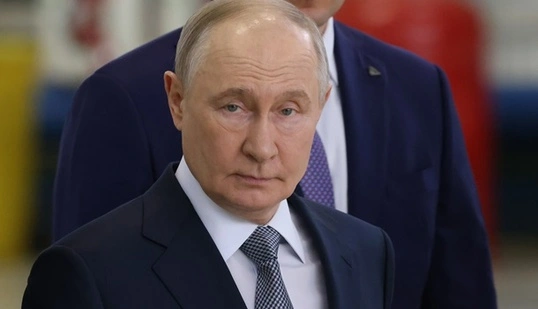 Оточення Путіна зацікавлене у збереженні режиму: експерт розповів, хто насправді тримає владу в Росії