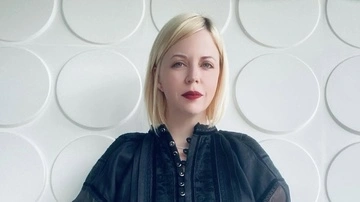 "Ты – цветок!": ONUKA трогательно поздравила дочь, названную в честь Лины Костенко