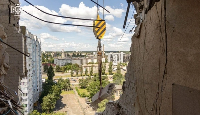 В Киеве завершили спасательные работы на месте попадания в Дарницком районе — что известно