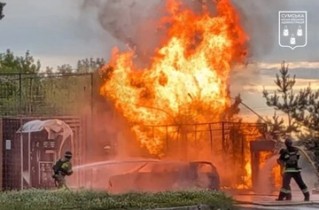 Российская армия атаковала АЗС в Сумах: пострадали три женщины