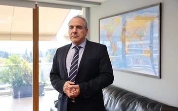 Euractiv: російські пранкери видали себе за Умєрова у розмові з радником прем’єра Греції 