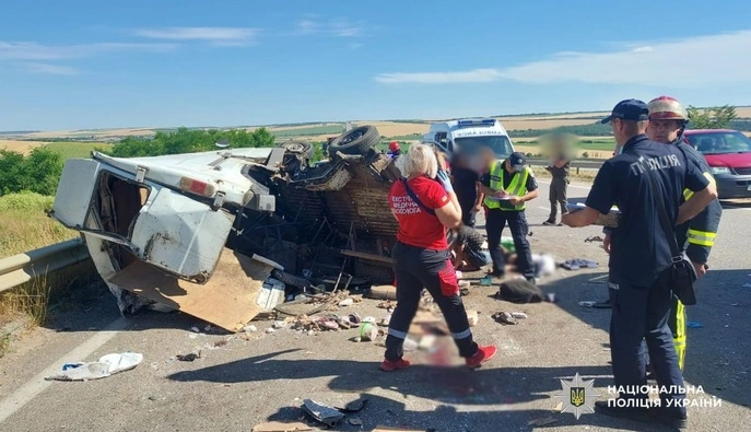 Масштабное ДТП на дороге Киев-Одесса: полиция задержала водителя грузовика