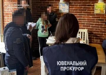 В Івано-Франківську взяли під варту жінку, яку підозрюють у продажі новонародженого сина за $20 тисяч