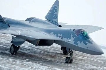 СМИ: РФ усиливает защиту завода, где производят истребители Су-57