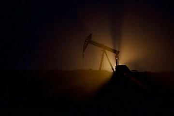 МЕА погіршило прогноз видобутку нафти РФ через регулярні атаки українських дронів — Reuters