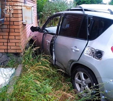 Россияне FPV-дроном атаковали авто на Харьковщине: погибли два человека