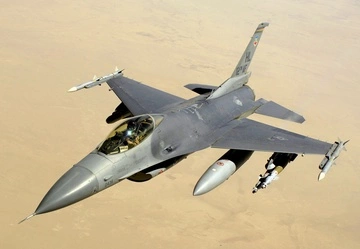 Украина получила новые мобильные тренажеры F-16