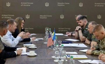 Сырский раскрыл НАТО цену наступления РФ: за 1 км в Донецкой области теряет сотни военных