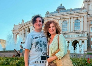 "Додому повернутися не зміг": Pianoboy з дружиною показали милі кадри з Одеси