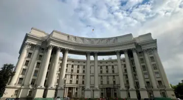 Двое украинцев пострадали в результате ударов Ирана по танкерам в Ормузском проливе: заявление МИД