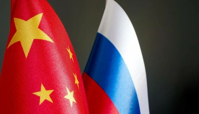 Росія стала молодшим партнером Китаю через війну в Україні — WSJ