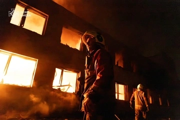 Київ після удару балістикою 16 липня – рятувальники та поліція показали перші кадри з місць ударів 
