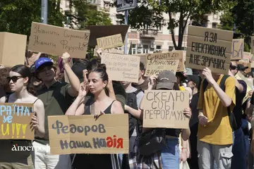 "Я за ефективних, а не зручних": головні кадри протесту проти відставки Федорова в Києві – фоторепортаж