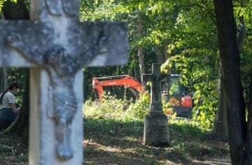 Разрешения на новые эксгумации польских жертв будут выдавать почти сразу — глава УИНП