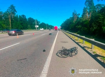 В Киеве нетрезвый водитель сбил двух велосипедистов: 17-летний парень погиб - полиция