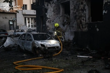 Рятувальники показали наслідки атаки на Київ 