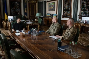 Зеленський провів нараду з військовим командуванням на тлі чуток про відставку Сирського