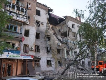 У Запоріжжі вже двоє загиблих та щонайменше 10 поранених, під завалами є люди