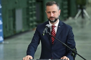 "Відірвані від реальності": міністр оборони Польщі розкритикував заклики до послаблення допомоги Україні