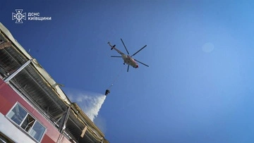 ДСНС ліквідувала масштабну пожежу на Київщині після атаки РФ 19 липня – фото