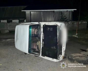 На Київщині підліток напідпитку збив трьох людей на зупинці 