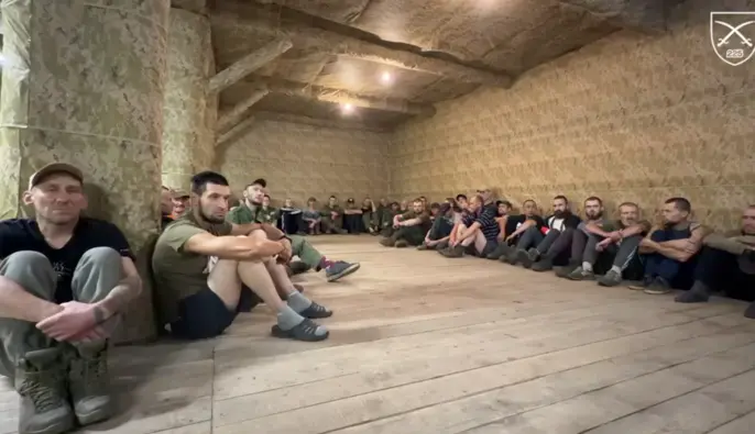 Йшли в тил ЗСУ, але потрапили в полон: 225 штурмовий полк захопив 64 окупантів – відео