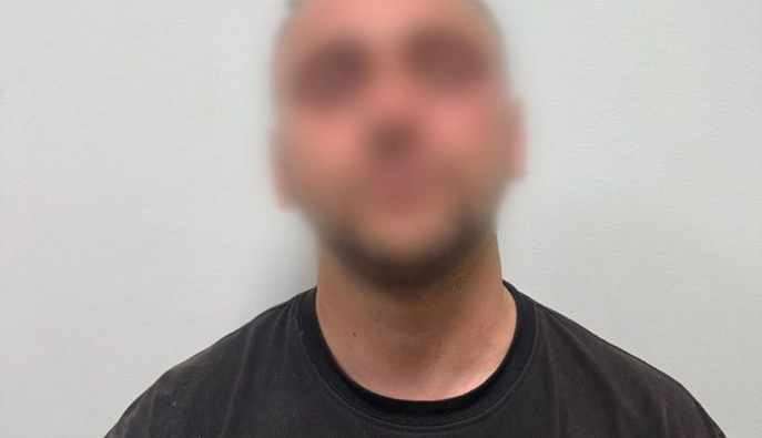 У Києві затримали чоловіка, який скоїв розбійний напад в приміщенні АЗС 