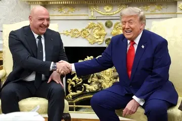 Після 40-річної паузи Трамп дозволив авіасполучення з Ліваном