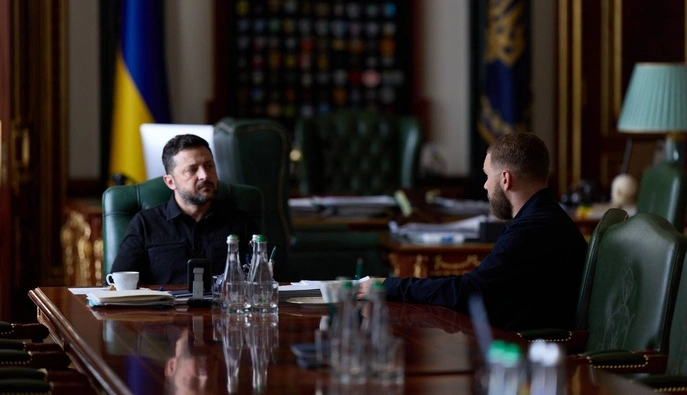 Зеленський зустрівся з Героєм України Сергієм 