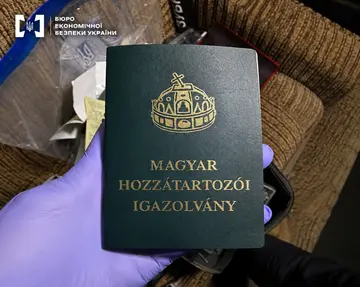 В Закарпатье трое жителей организовали схему изготовления фальшивых документов Украины и ЕС