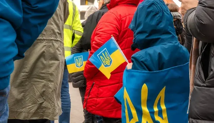 В Мінсоцполітики відповіли, скільки українців за кордоном думають про повернення