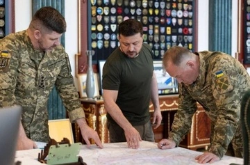 Сирський та Гнатов продовжать працювати поруч із новим керівництвом армії — президент