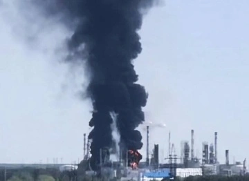 ССО підтвердили повторне ураження Тюменського НПЗ: дрони подолали понад 2000 км