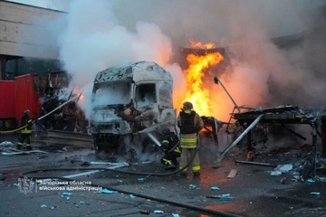 Россияне атаковали состав одного из логистических операторов в Запорожье — фото последствий