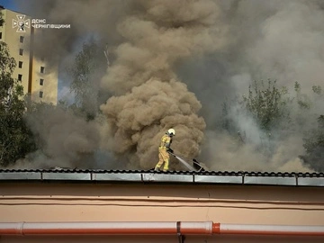В Чернигове завершили ликвидацию последствий атаки РФ — двое погибших и 25 пострадавших