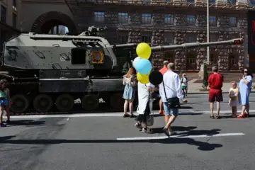 "Люди дуже сильні, але втомлені": президент про реалії затяжної війни