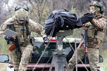 Украина не может сбивать баллистические ракеты собственным оружием: Зеленский назвал главную проблему с ПВО