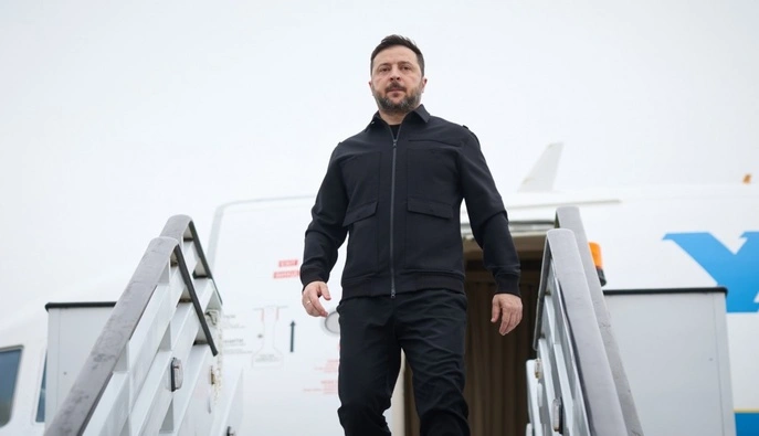 Зеленський вирушив до Британії на першу зустріч із новим прем'єром: що очікує Україна 