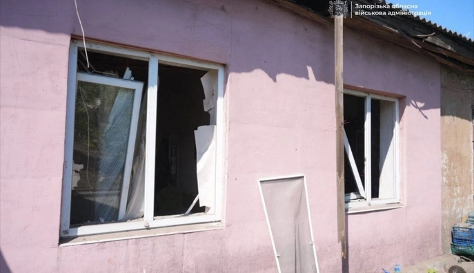 Россияне вновь атаковали Запорожье КАБами