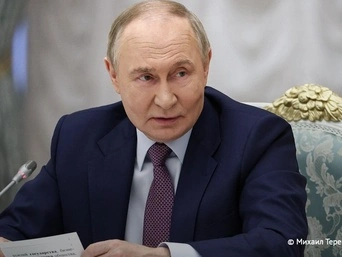 Путін заявив, що Україна рано чи пізно втратить свої західні землі: що ще він сказав
