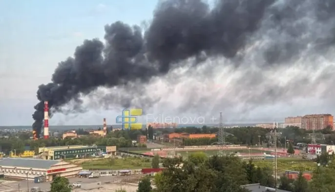 Москва снова оказалась под атакой дронов: под ударом могли оказаться завод и склады