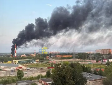 Москва знову опинилася під атакою дронів: під ударом могли опинитися завод і склади