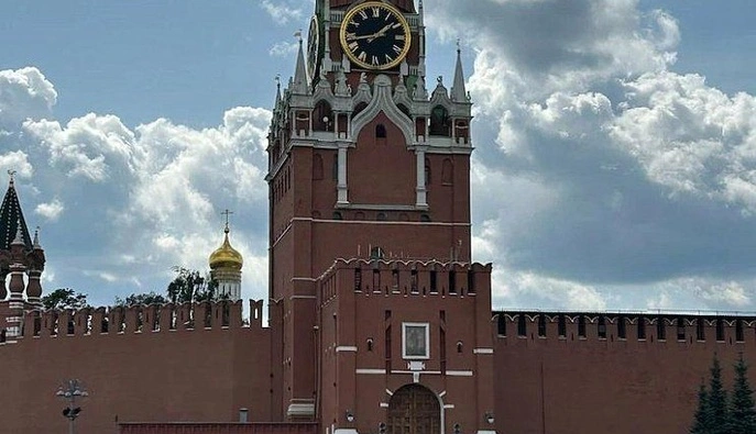В РФ могут ввести военное положение после выборов в думу, - СМИ
