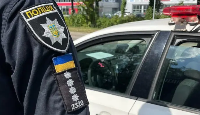 Полиция объявила о проведении спецоперации на Буковине: мужчина открыл огонь по правоохранителям