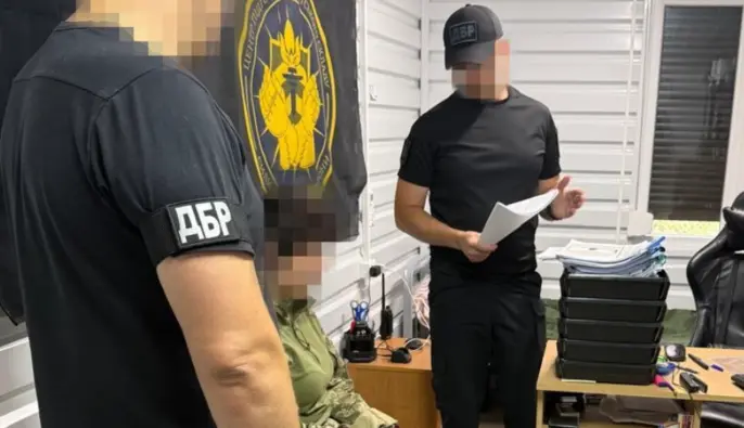 Понад 100 ТЦК опинилися під обшуками ДБР – кого шукають правоохоронці
